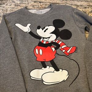 Women’s Mickey Mouse Winter Crewneck